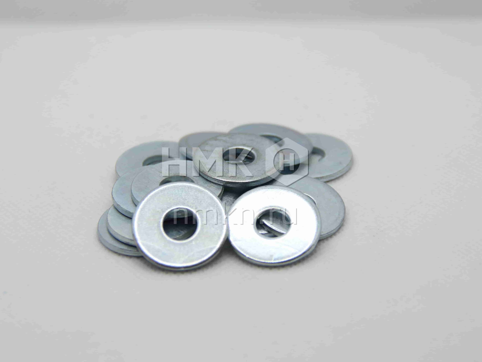 Комплект плоских шайб с широким полем в цинке размеры 6, 8, 10, 12, 16 по 10 шт